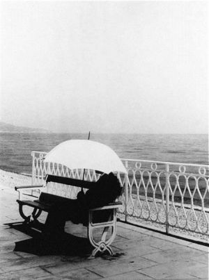 作品《撑白色雨伞的男人,1934》
