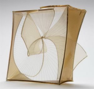 诺姆·加博的当代艺术作品《透明空间的装置,1939》