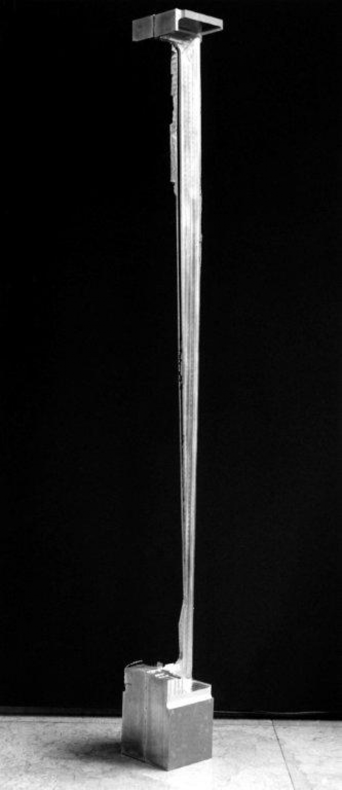 斯洛博丹·别拉基赫 当代雕塑作品 -  《准备就绪,-,完成》