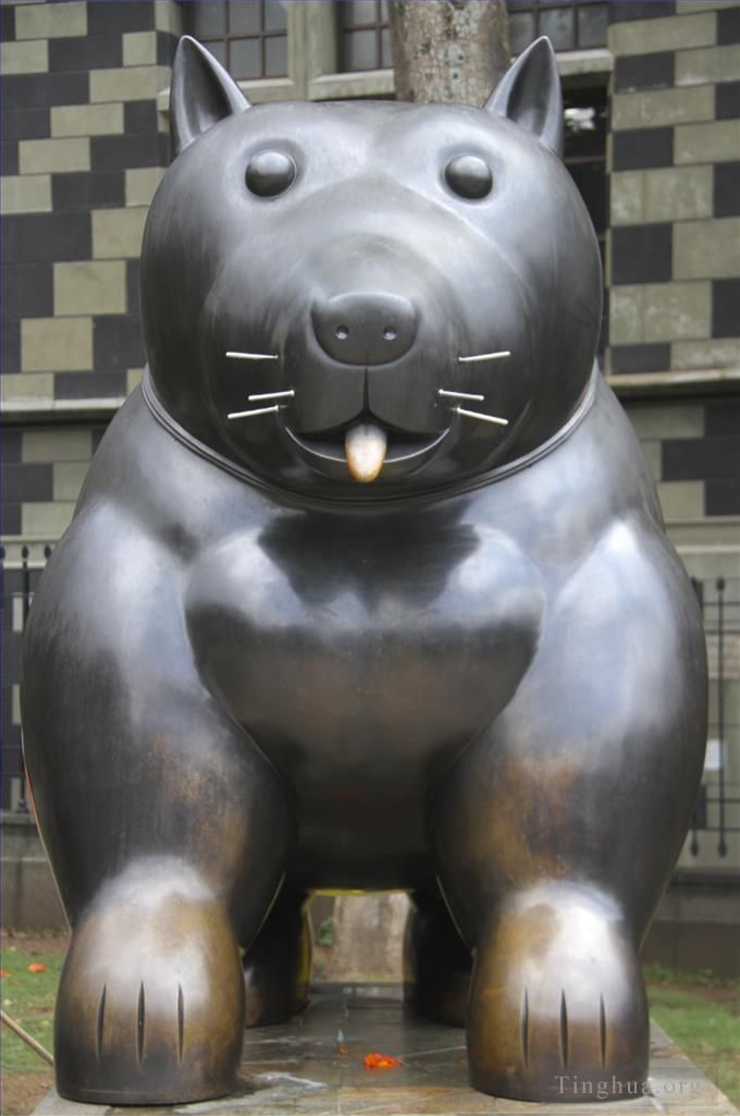 费尔南多·波特罗 当代雕塑作品 -  《狗》