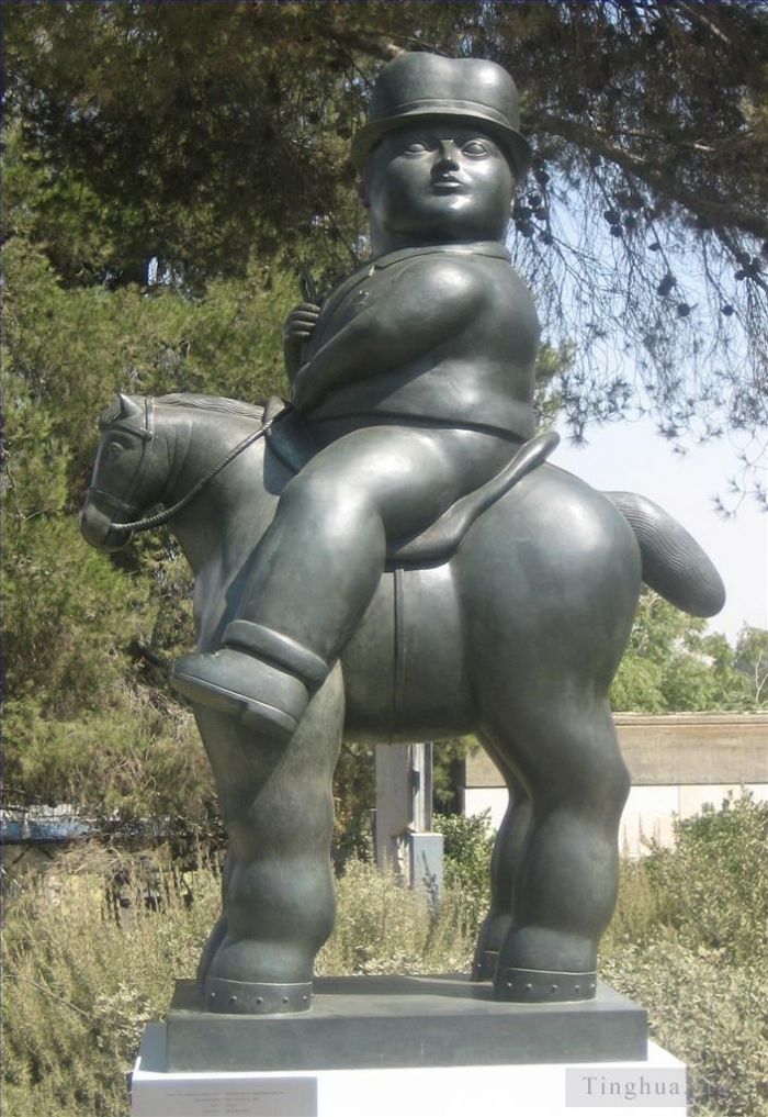 费尔南多·波特罗 当代雕塑作品 -  《骑马的男人》