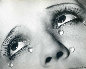 曼·雷的当代艺术作品《泪水》