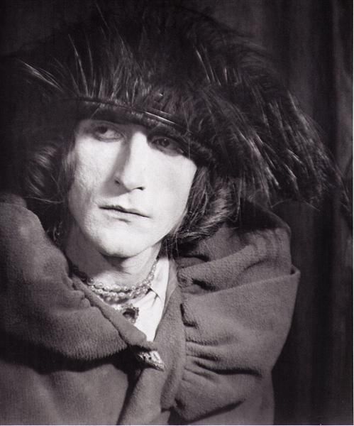 曼·雷 当代摄影作品 -  《罗斯·塞拉维,(Rose,Selavy),1921,年的肖像》