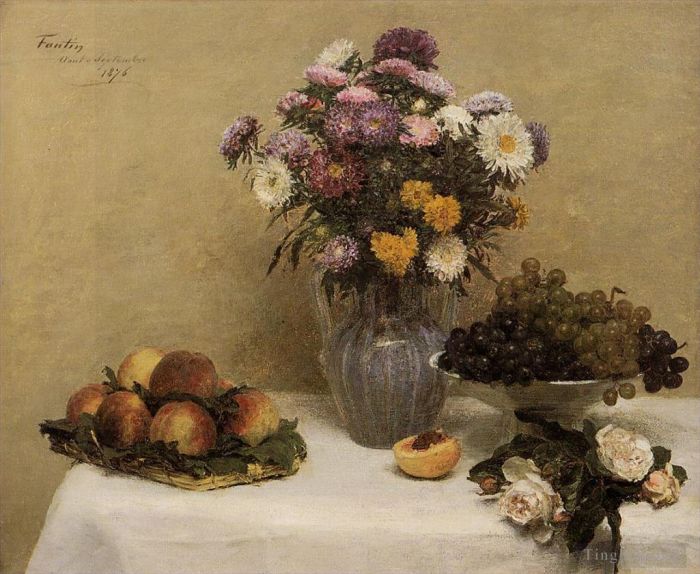 亨利·方坦·拉图尔 的油画作品 -  《白玫瑰花瓶里的菊花桃子和葡萄在桌子上与,Whi》
